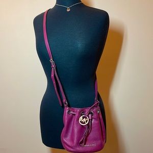 Excellent condition MK Small Crossbody